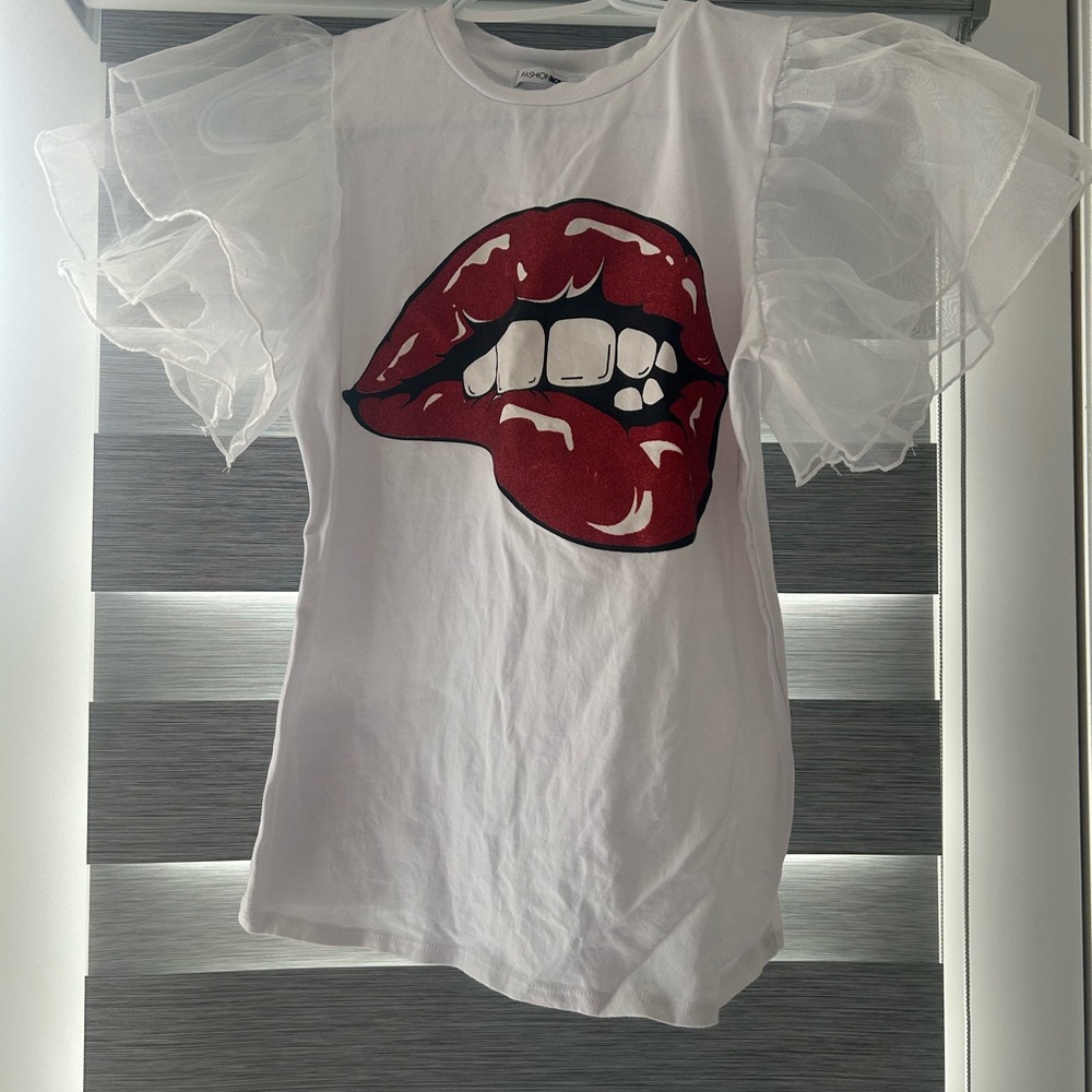Fashion Nova White Tee with Red Lips Graphic